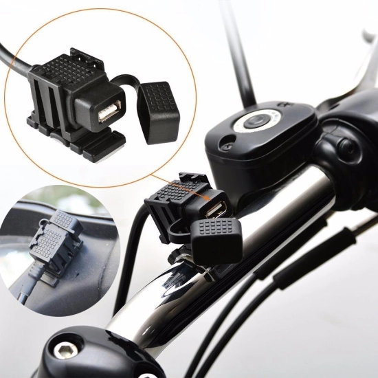 MOTOCYKLOWE GNIAZDO USB 2,1A ŁADOWARKA KIEROWNICE